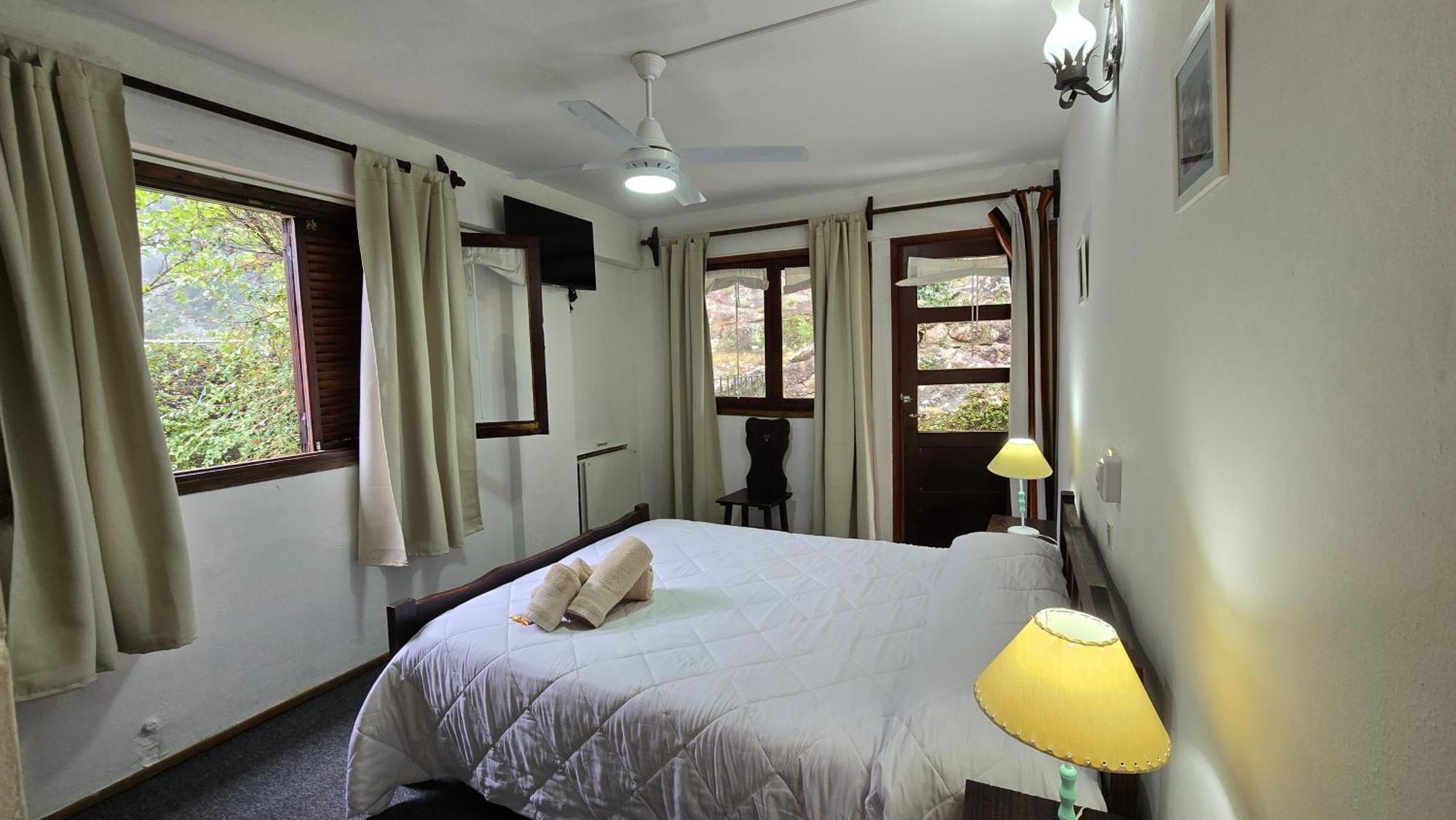 Hotel Panorama La Cumbrecita Bagian luar foto